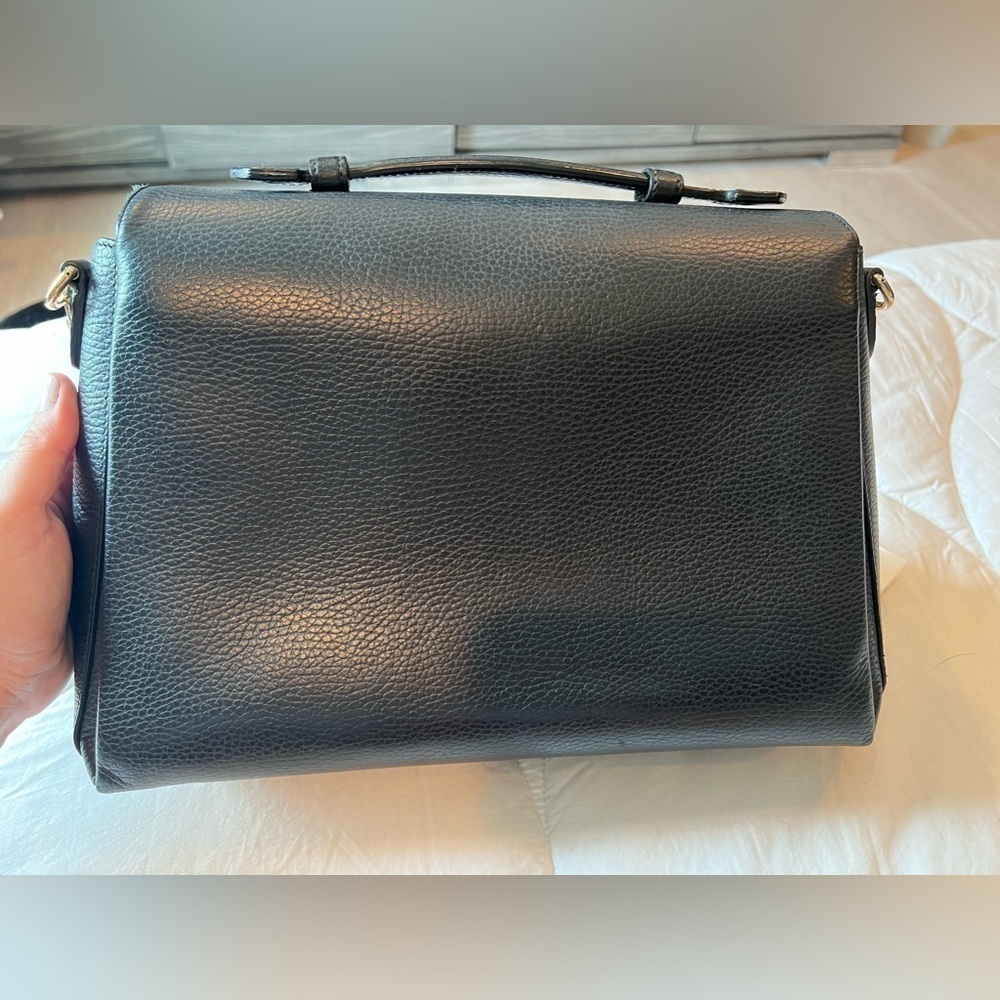 Authentic Gucci Black Calfskin Leather GG Interlocking Crossbody Bag Purse - Picture 10 of 17